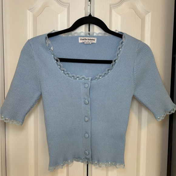 Charlie Holiday Anthropologie - Festival Artsy Sky Blue Lace-Trim Top in Size XS - Picture 1 of 13